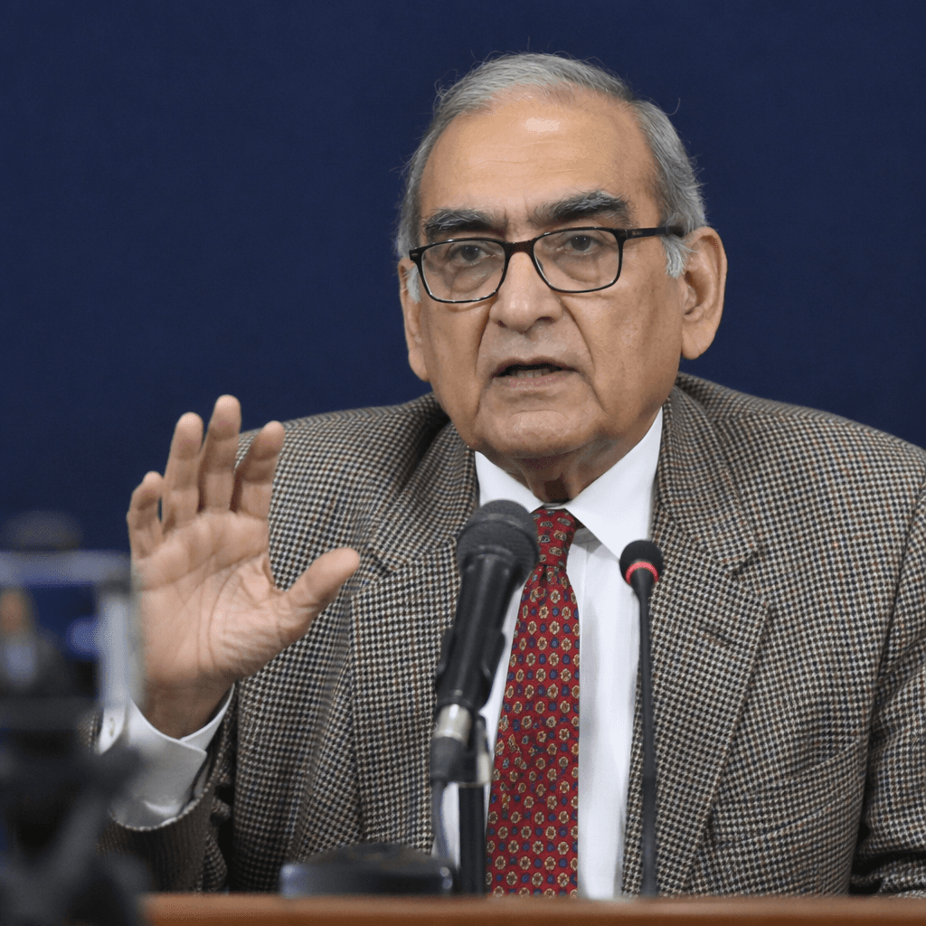Justice Markandey Katju Announces 'Ishq Karo Party' to Promote Love and Peace