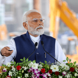 पीएम मोदी का गुजरात और दमन दौरा: ₹12,421 करोड़ के हाईवे प्रोजेक्ट्स और नए एयरपोर्ट का उद्घाटन