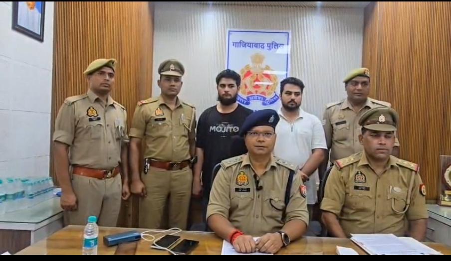 Ghaziabad Police Crack Luxury Vehicle Theft Gang, Recover Stolen Fortuner Within 24 Hours