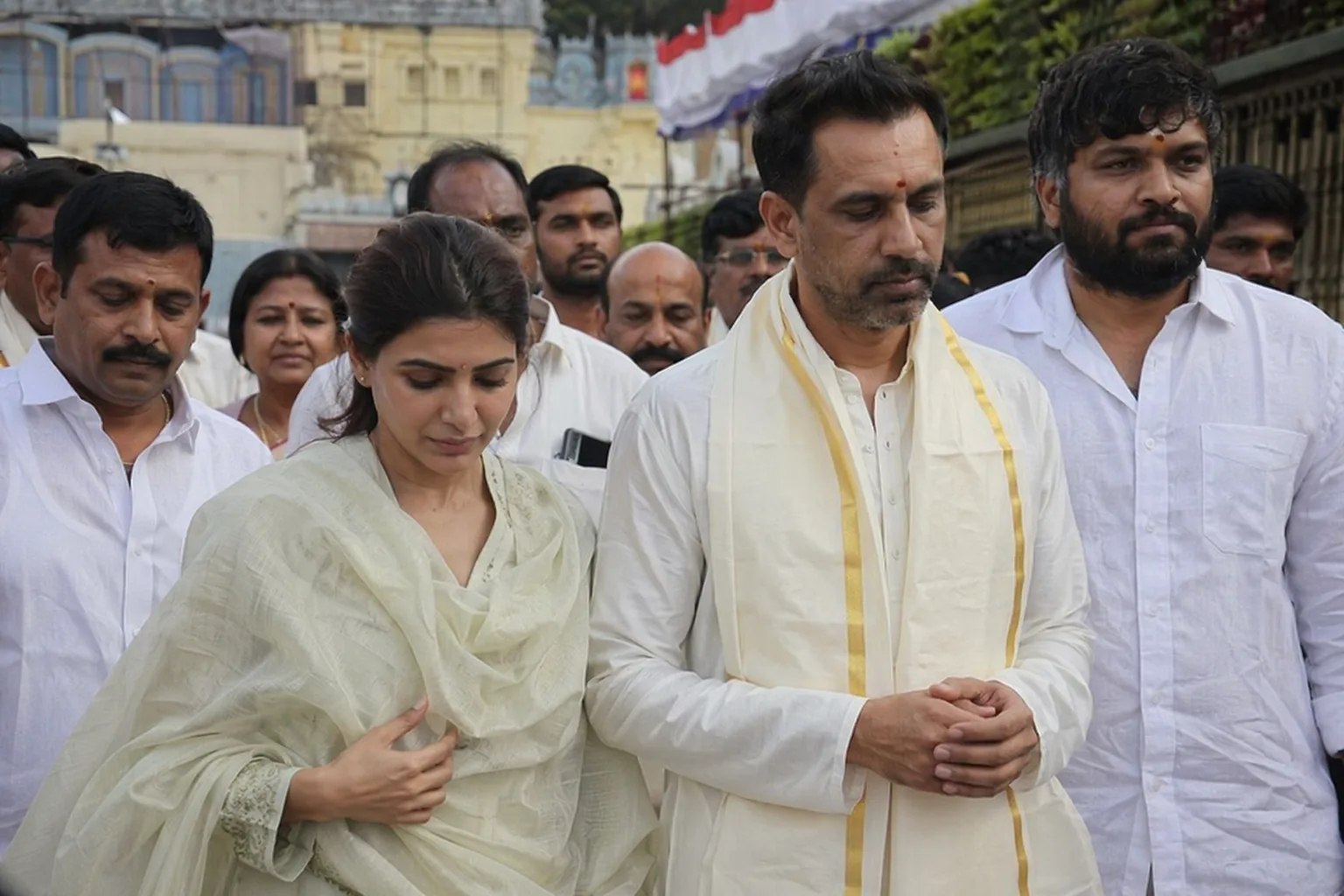 Samantha offers prayers at Tirupati along with her husband Raj Nidimoru and the 'Maa Inti Bangaram' team ahead of the film's release