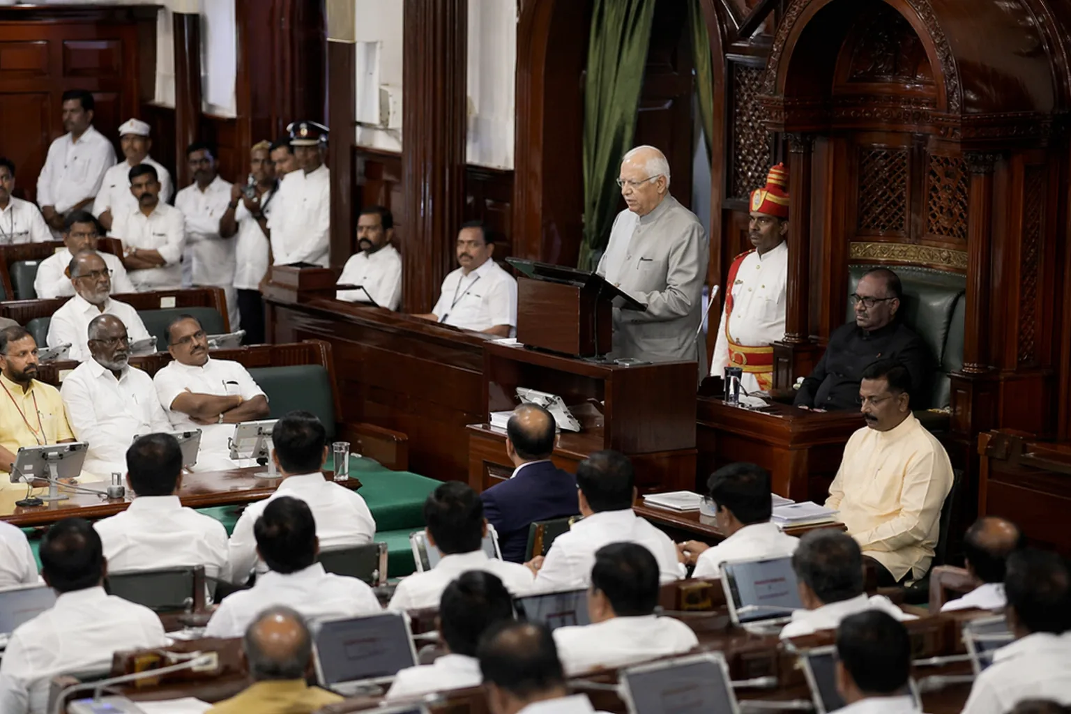 Governor Arlekar's Address Kicks Off 17th Tamil Nadu Assembly Session