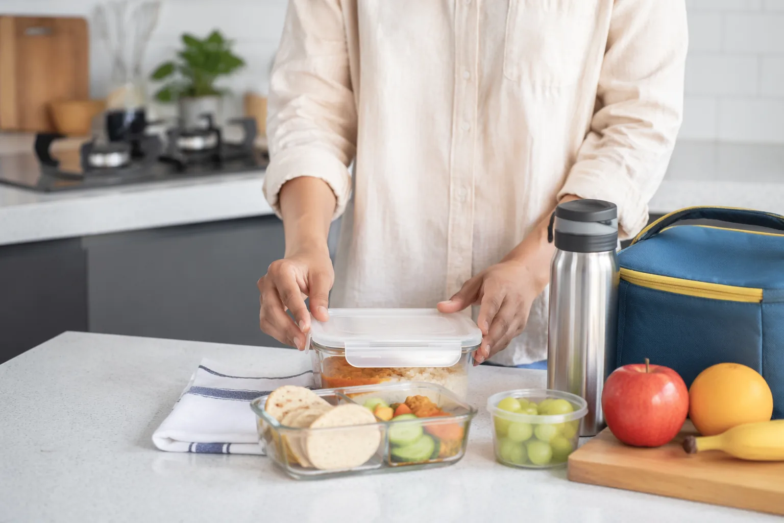 FSSAI issues tips for packing hygienic lunches safely