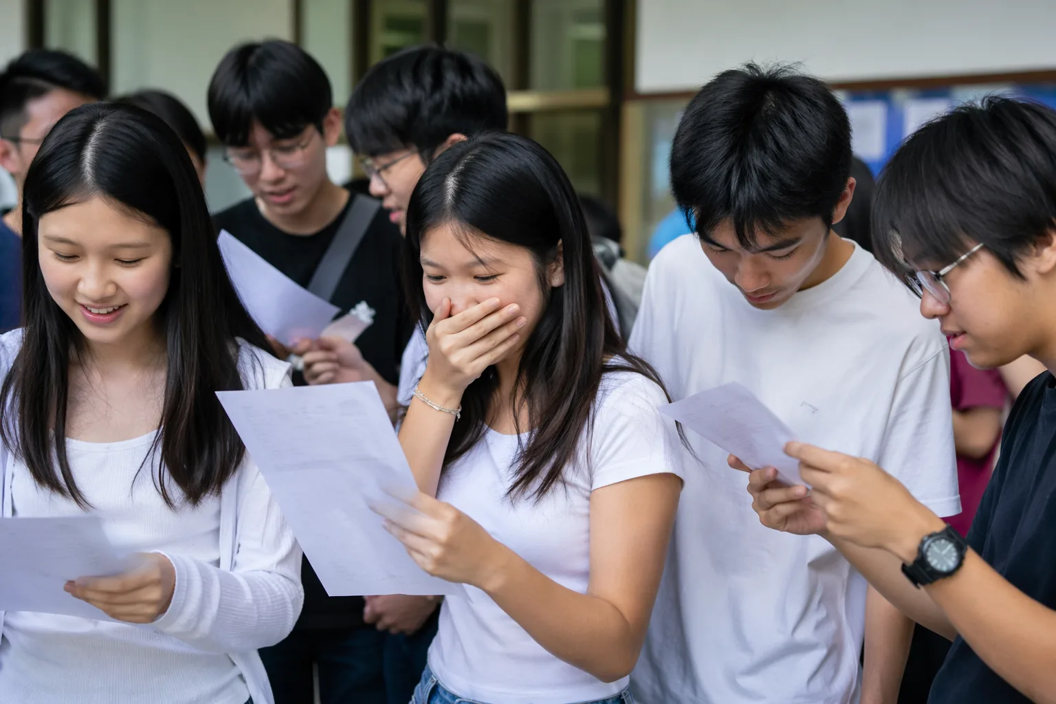 Hong Kong DSE Results: 24 Students Achieve Top Scores This Year