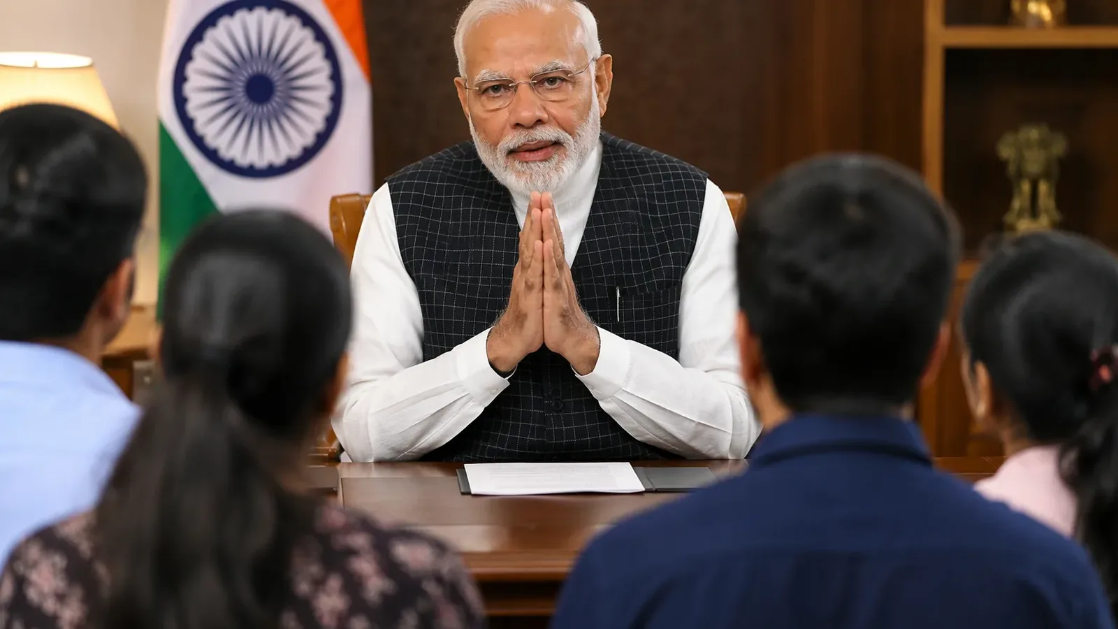 पीएम मोदी ने आधी रात वीडियो पर मिले सुझावों के लिए धन्यवाद किया