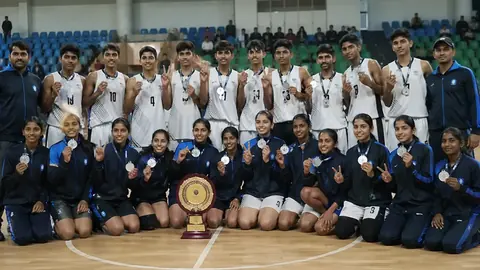 जयपुर की लड़के-लड़की टीम ने बास्केटबॉल चैंपियनशिप में सिल्वर जीता