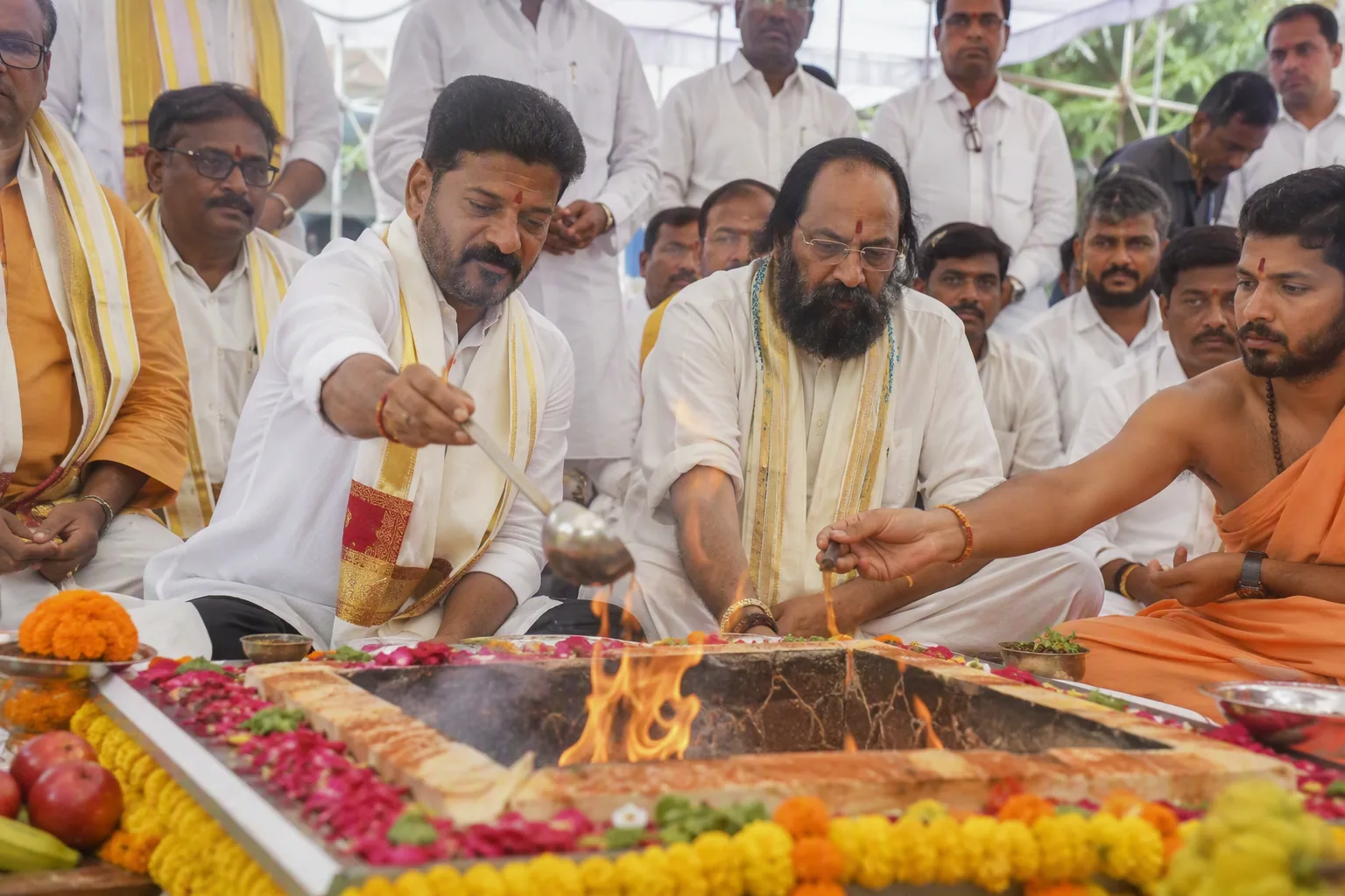 Telangana CM leads Varuna Yagam to invoke much-needed rainfall