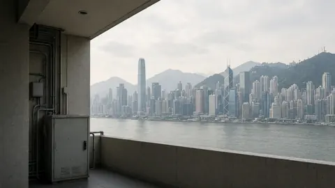 Half of Hong Kong's foreign workers earn under HK$20,000 monthly on temporary visas