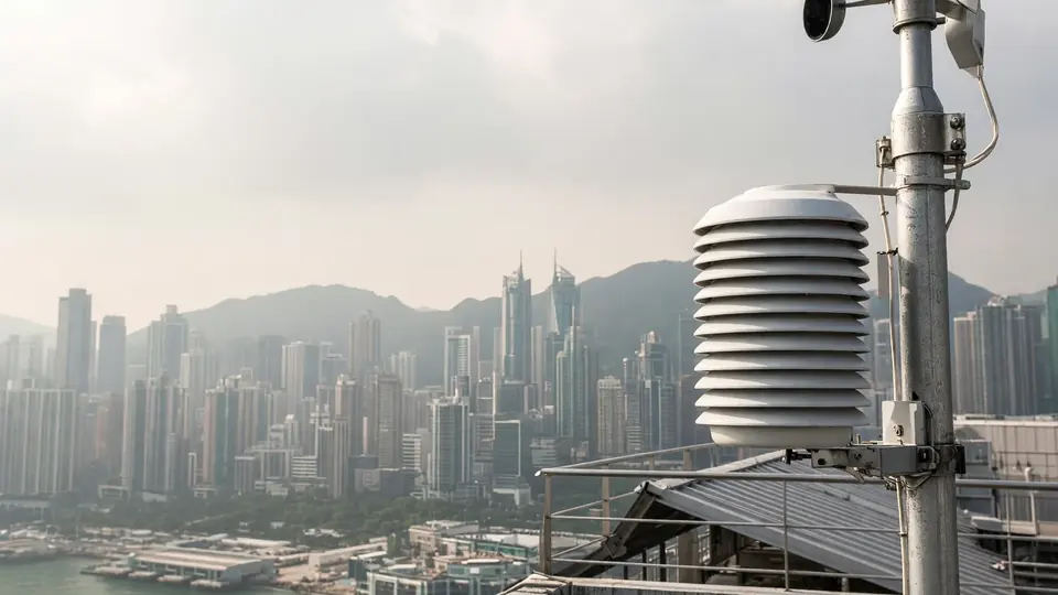 Hong Kong tightens heat alert system after outdoor workers left vulnerable