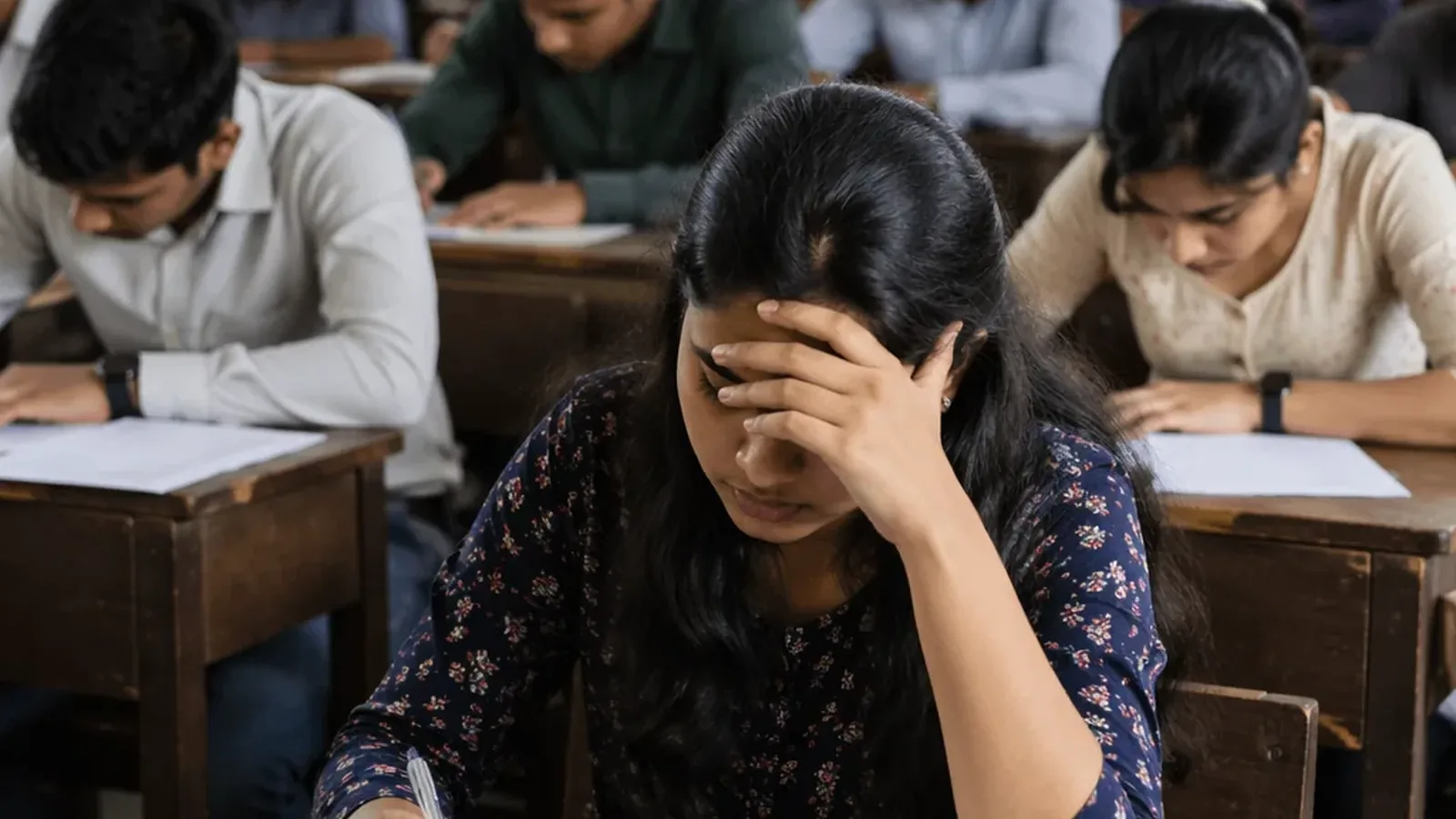 24 सालों में 45 बड़े पेपर लीक, शीर्ष अधिकारियों पर कार्रवाई न के बराबर