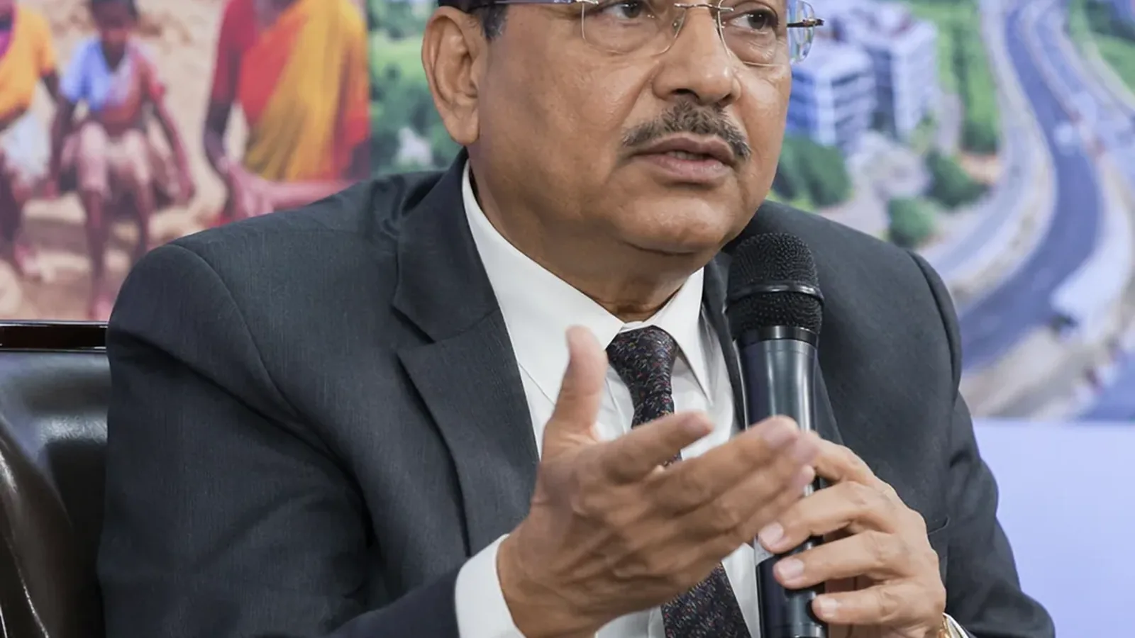 CJI सूर्यकांत बोले- गांव भारत की आत्मा, विकास के साथ ग्रामीण पहचान बचाना जरूरी