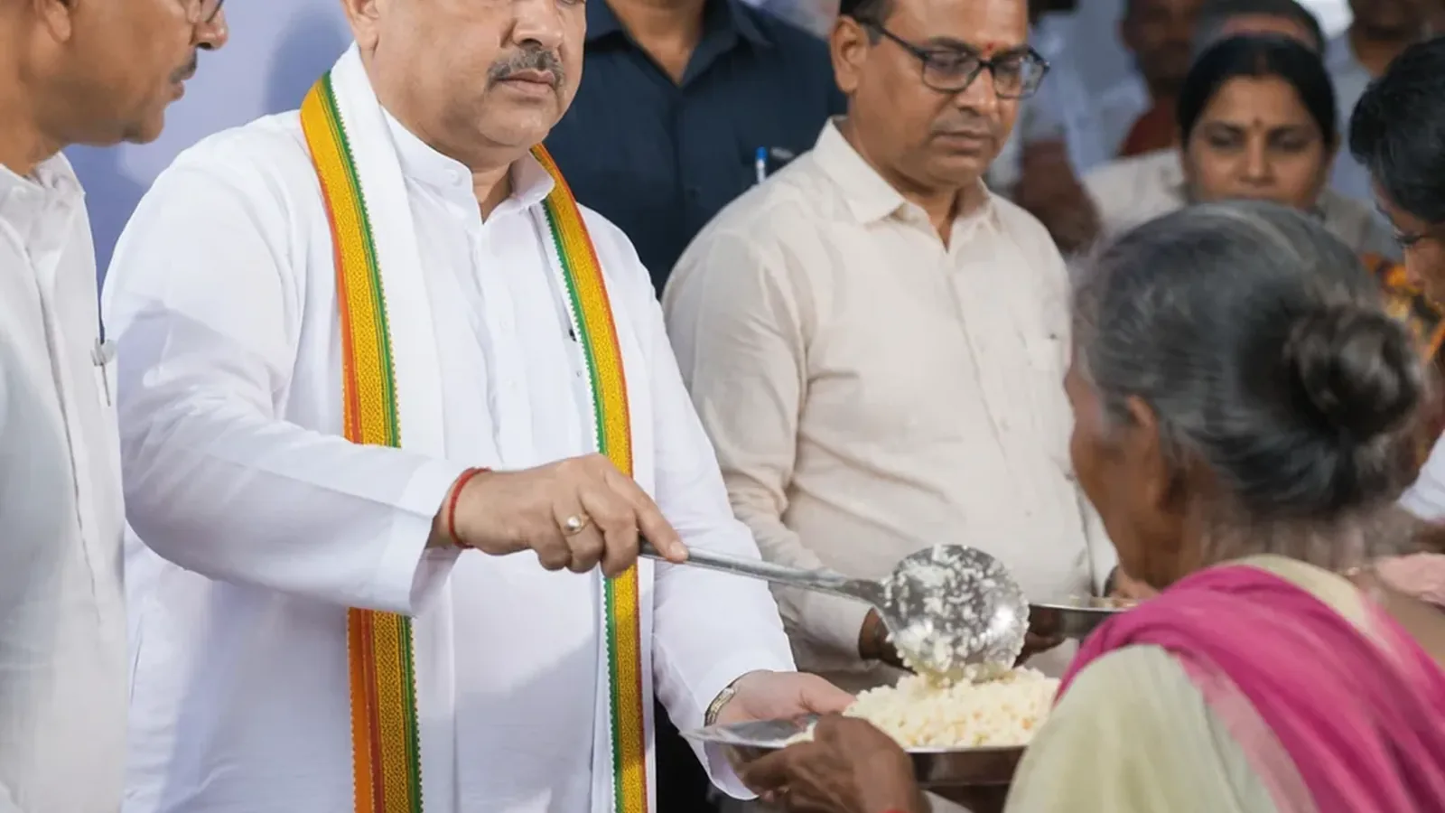 पश्चिम बंगाल में 'अन्नपूर्णा योजना' लॉन्च, पहले चरण में 28 लाख महिलाओं को ₹3,000 की मासिक सहायता