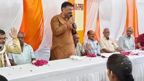 110 Elderly Devotees Begin Spiritual Journey to Ayodhya from Unnao