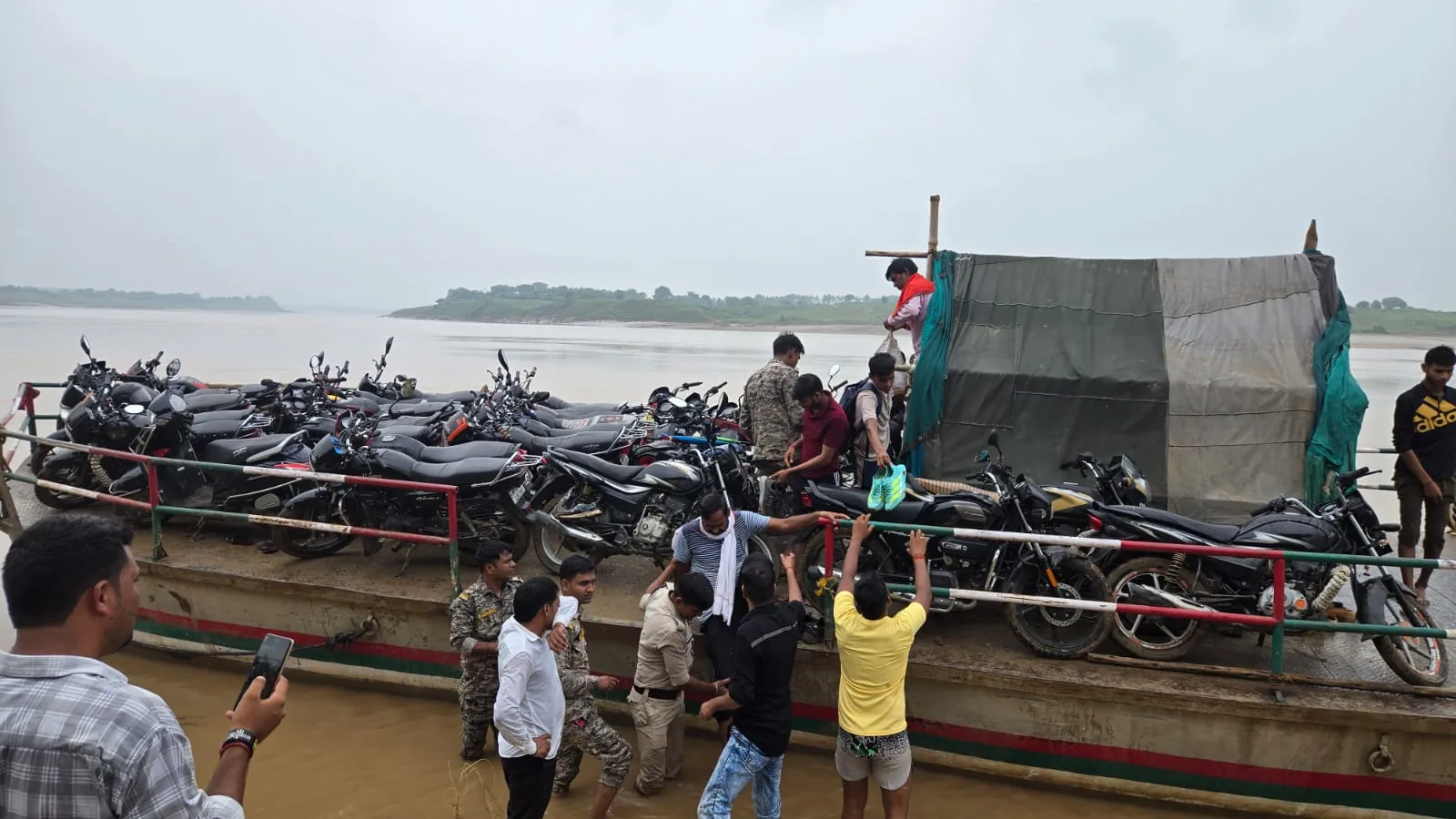 Passenger steamer with 58 people rescued after breakdown on Chambal River