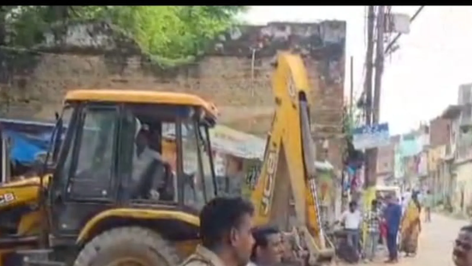 विंध्याचल धाम में अतिक्रमण हटाने से विंध्य कॉरिडोर प्रोजेक्ट को मिली गति