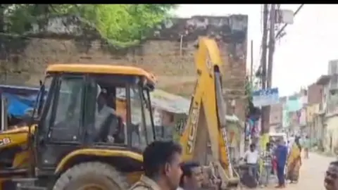 Anti-encroachment drive clears way for Vindhya Corridor development