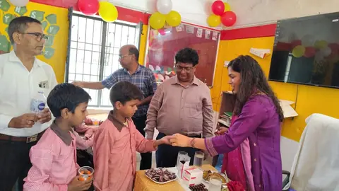 श्रावस्ती में जिलाधिकारी ने शुरू किया राष्ट्रीय कृमि मुक्ति दिवस अभियान