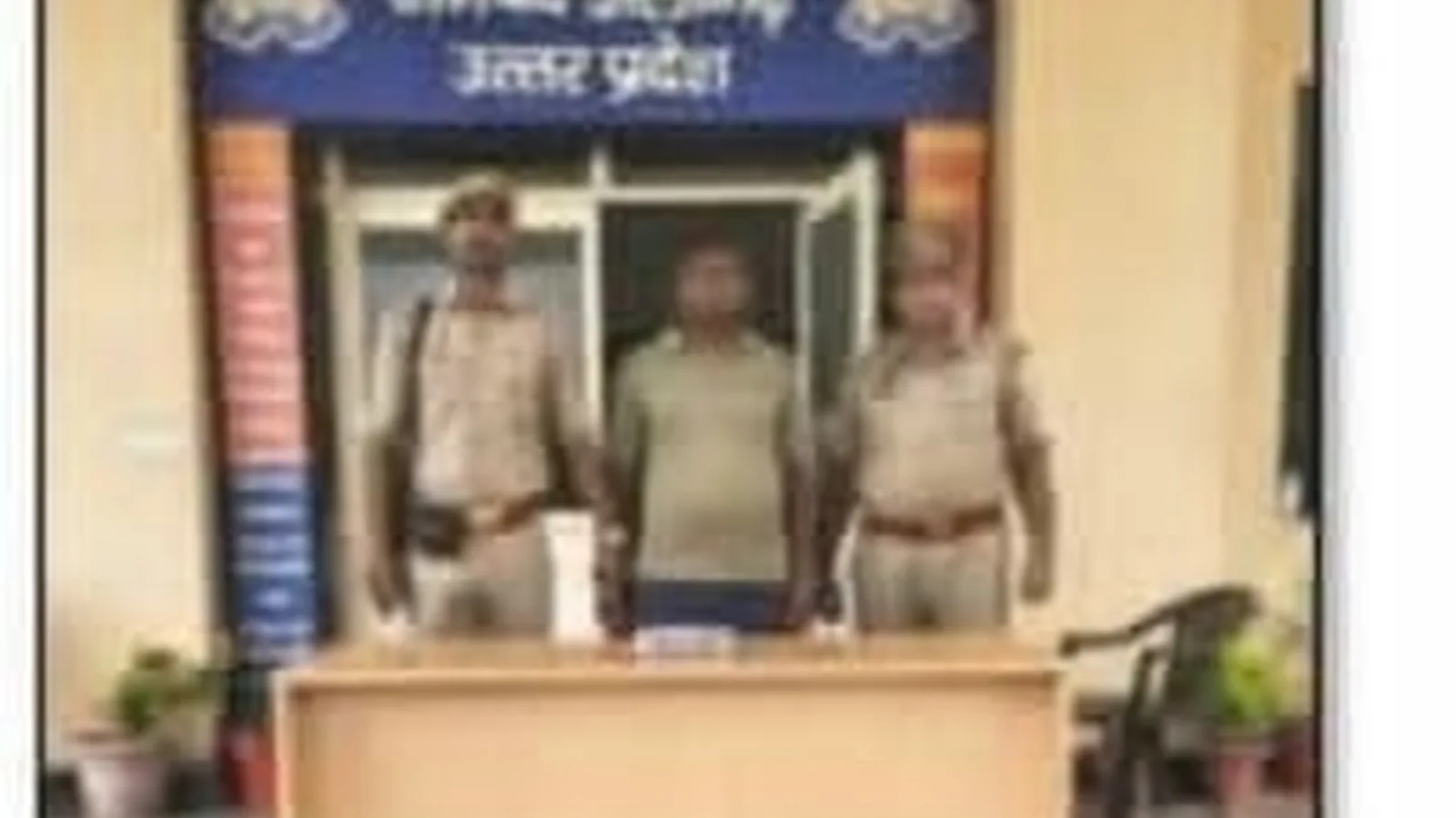मुरादाबाद के सिपाही ने शराब ठेके पर 60 हजार रुपये चुराए