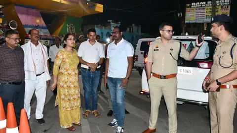 फिरोजाबाद में कांवड़ यात्रा के लिए डीएम-एसपी ने किया तैयारियों का निरीक्षण