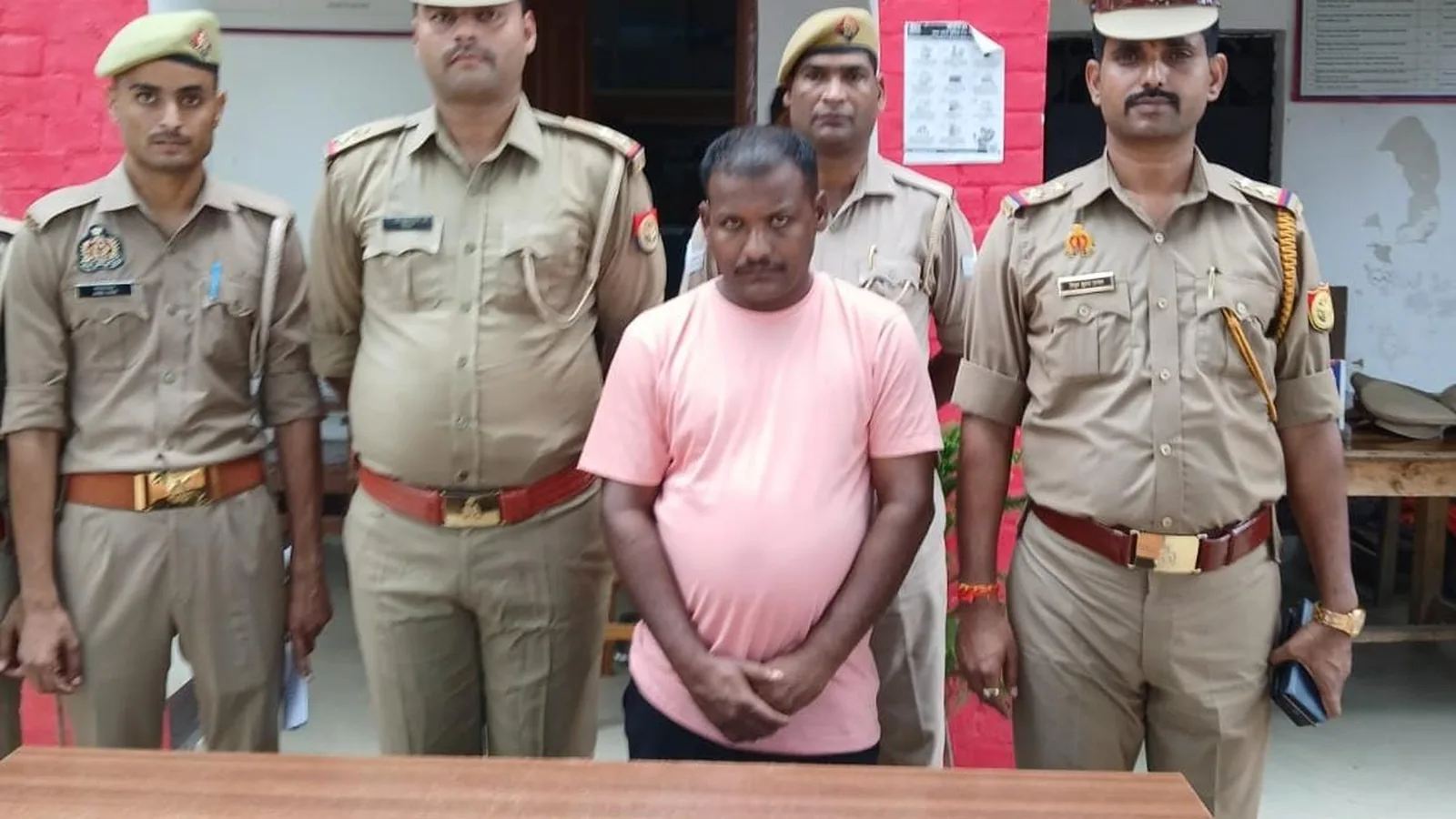 गोंडा दुकान कर्मचारी ने 100 ग्राम सोना चुराया, महाराष्ट्र से पकड़ा गया