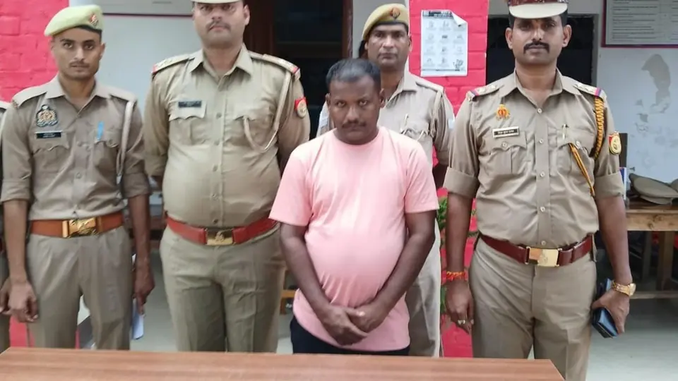 गोंडा दुकान कर्मचारी ने 100 ग्राम सोना चुराया, महाराष्ट्र से पकड़ा गया