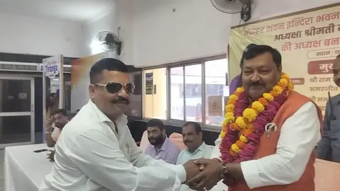 मिनिस्ट्रियल सर्विस एसोसिएशन के नेता को राज्य मंत्री ने किया सम्मानित