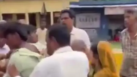 श्रावस्ती में गुटखा थूकने पर बाइक सवार के साथ हिंसक झड़प