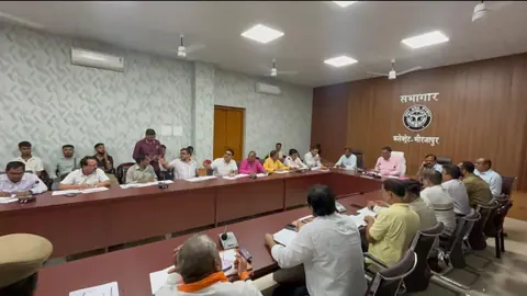 Mirzapur District Magistrate pushes industrial growth through investor-friendly initiatives and grievance resolution
