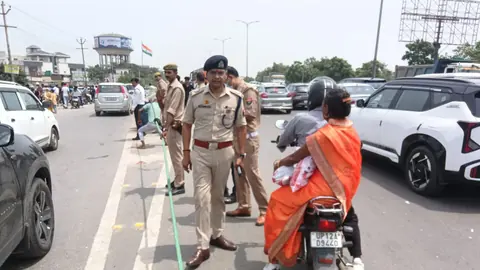 Ghaziabad police clear roads so brothers reach sisters for Raksha Bandhan