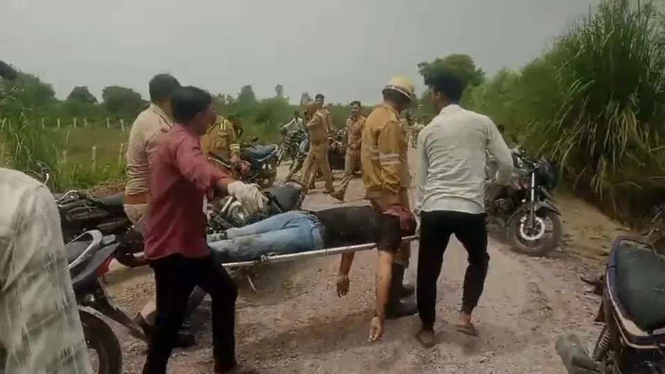 कानपुर में ट्रेनिंग उड़ान के दौरान विमान क्रैश, दो पायलटों की मौत