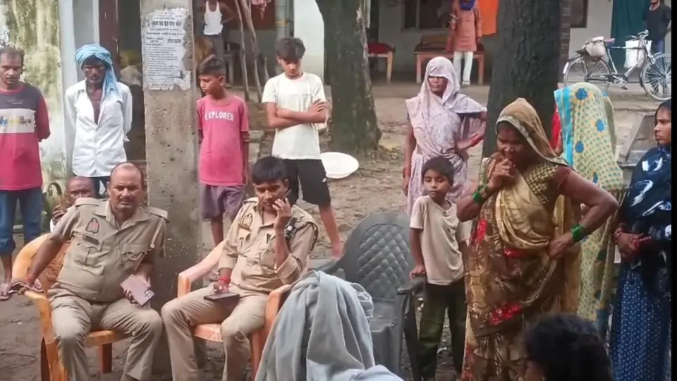 Mud house collapses in Raibareli, family loses livestock and everything inside