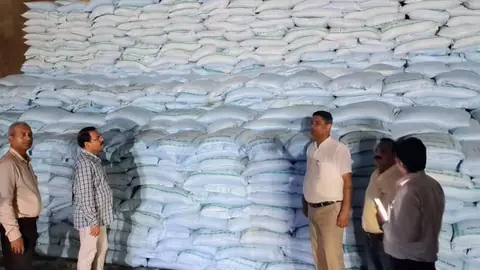बहराइच में 90 हजार क्विंटल चीनी के स्टॉक की जांच, कालाबाजारी पर सरकार सख्त