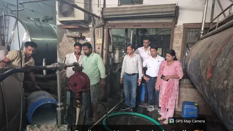 मुजफ्फरनगर में खाद्य विभाग ने दूध मिलावट के खिलाफ छापेमारी में 10 लाख रुपये का सामान जब्त किया
