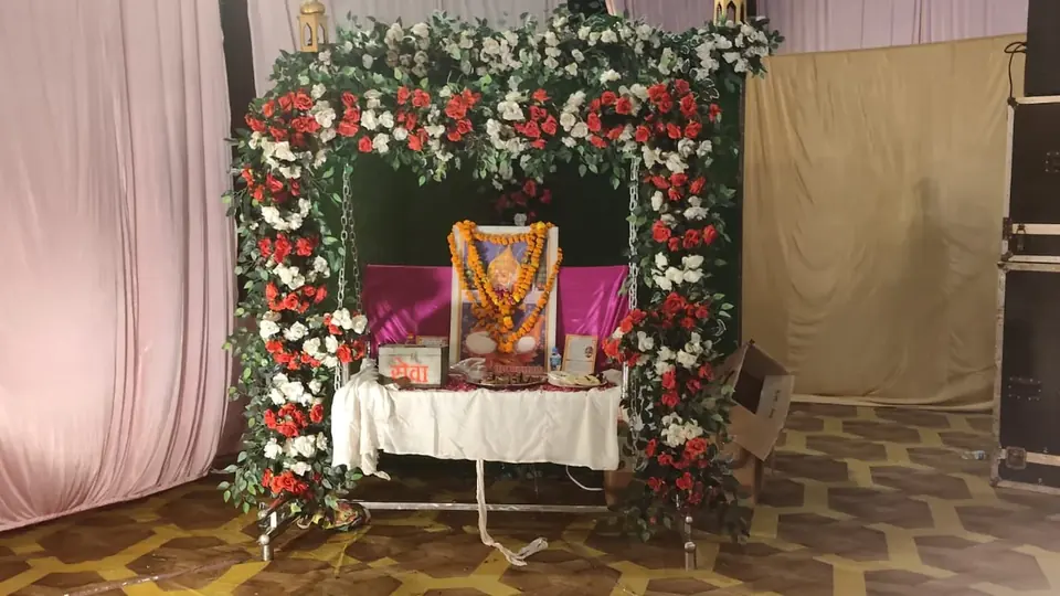 Sindhi community celebrates Jhulelal festival with devotional performances and social service pledge