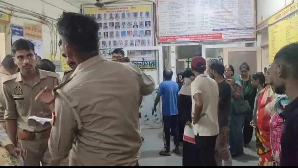 गोंडा में भीषण सड़क हादसे में दो की मौत, छह घायल