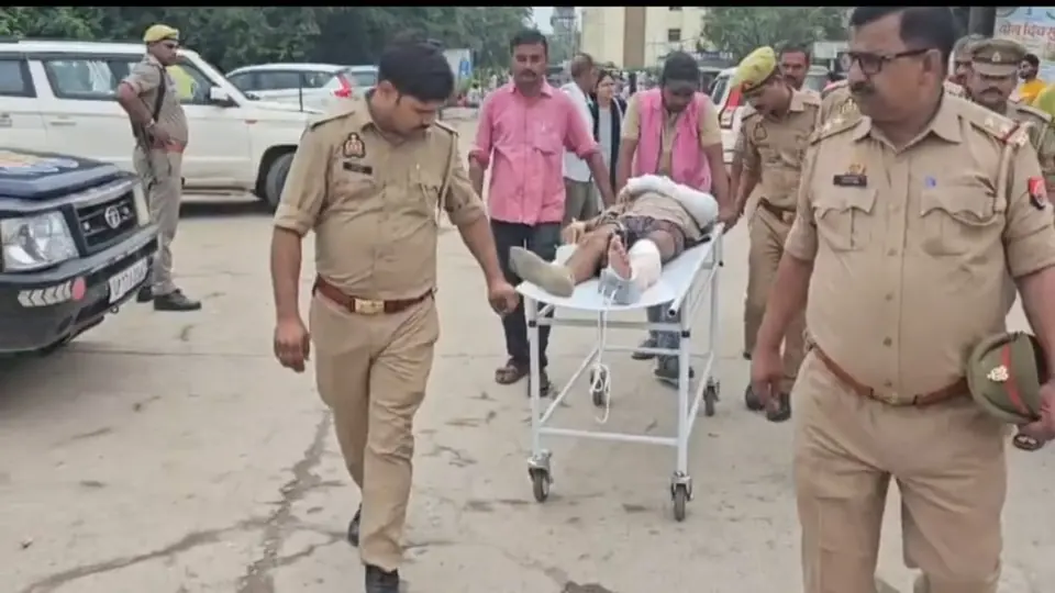 कानपुर देहात में पुलिस सिपाही ने पुलिस ऑफिस की छत से लगाई छलांग