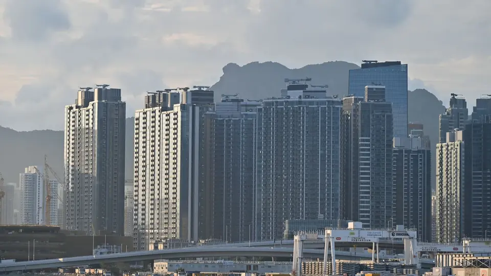 Why Hong Kong’s SK Hynix fund stayed at full leverage amid market volatility