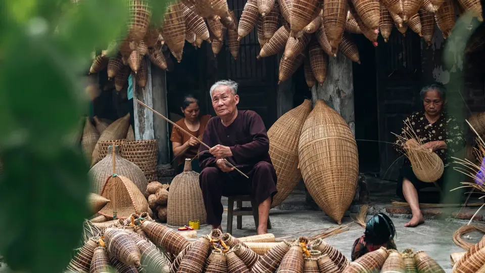 China banned ivory, but Vietnamese gangs keep the trade alive