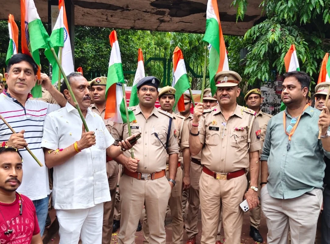 Tiranga Yatra in Ghaziabad Promotes National Unity Ahead of Independence Day
