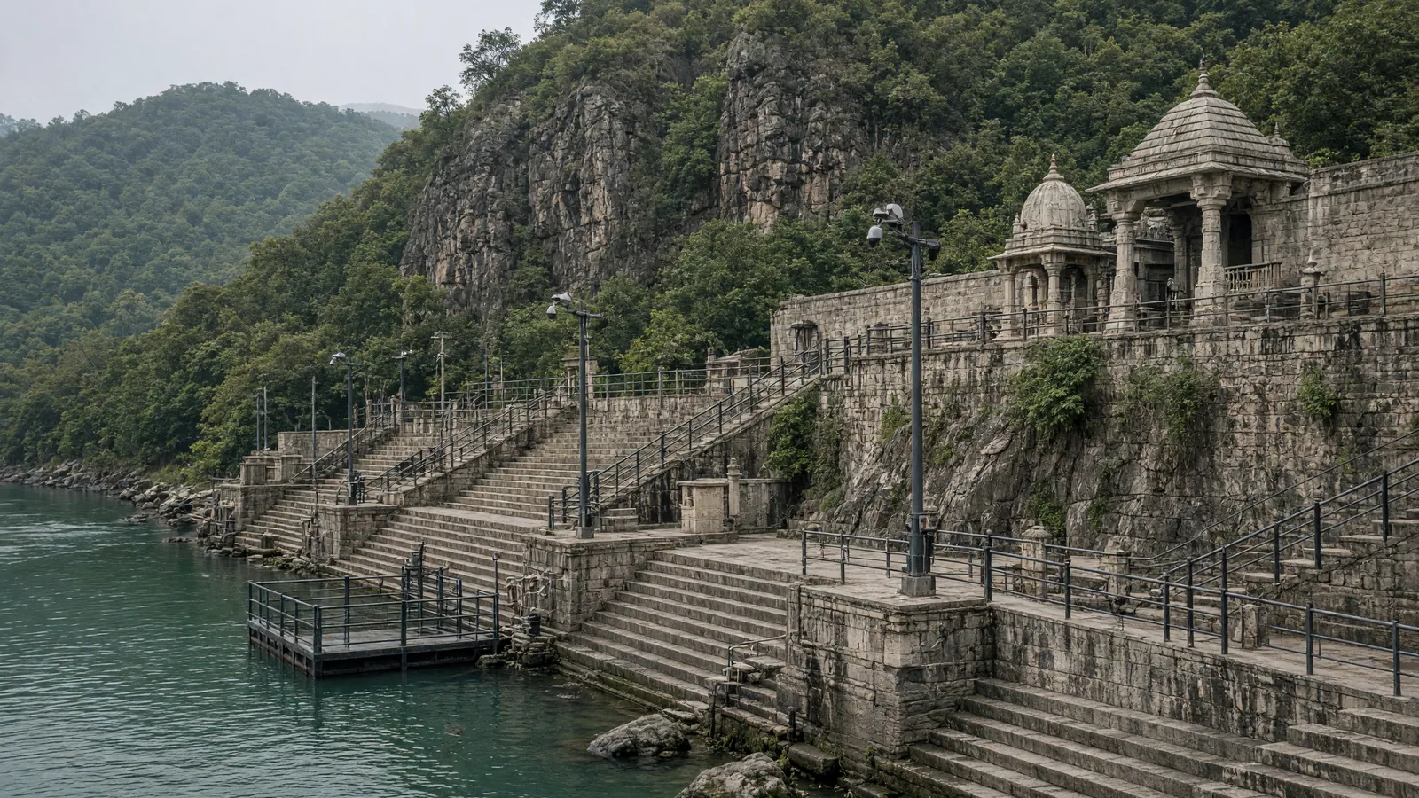 Srisailam EO orders tight safety measures at Pathalaganga ghats