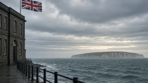 UK-France deal targeting migrants crossing English Channel is scrapped