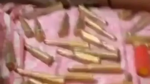जेल में बंद हत्या आरोपी का अवैध हथियारों के साथ वीडियो वायरल