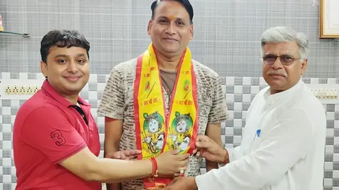 मुरादाबाद के शिक्षक अनुज अग्रवाल को राज्य पुरस्कार से सम्मानित किया गया