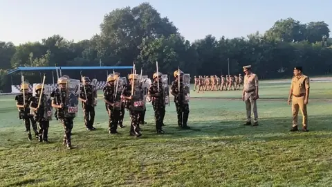 हमीरपुर पुलिस लाइन में अपर अधीक्षक का साप्ताहिक निरीक्षण, ड्रिल और अभ्यास