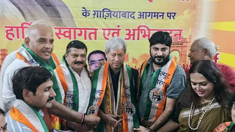 गाजियाबाद में सैल्यूट तिरंगा ने किया तीरथ सिंह रावत का स्वागत