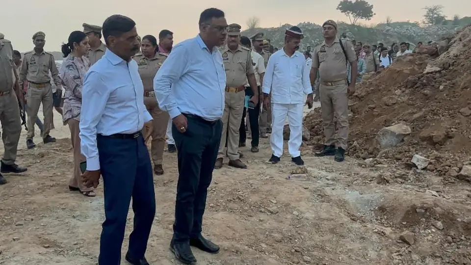 मिर्जापुर के स्टोन प्लांट में कमरा ढहा, चार मजदूरों की मौत