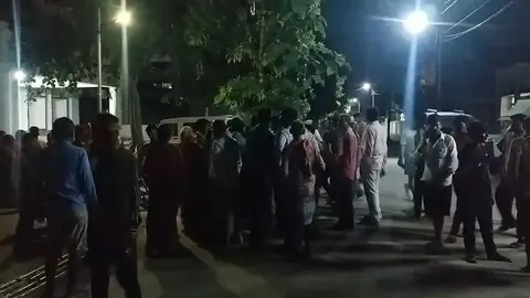 श्रावस्ती में ई-रिक्शा और बाइक हादसे के बाद स्थानीय कार्रवाई