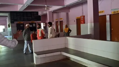 Malhipur CHC Emergency Without Doctor Till 1:30 Amid Red Alert