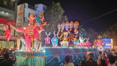 Indore’s Anant Chaturdashi Procession Draws Thousands, Rajkumar Mill Tableau Wins