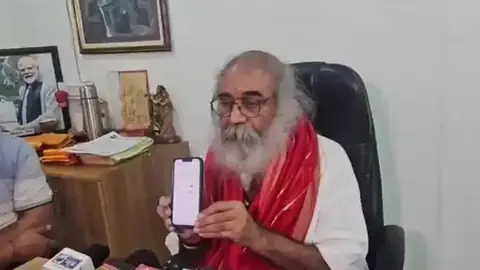 आचार्य प्रमोद कृष्णम का दावा, बम और रॉकेट लॉन्चर से हमले की धमकी