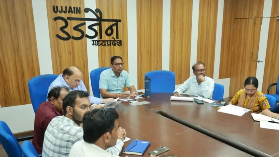 Ujjain Commissioner Orders Teams To Assess School Education Quality